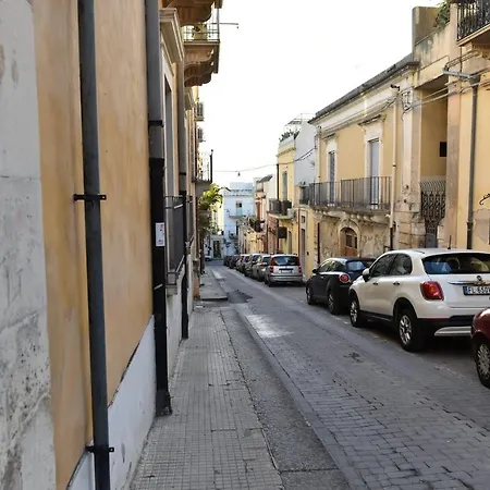 La Casetta Di Noto-hosted By Sweetstay Apartment