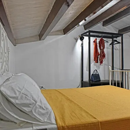 Apartment La Casetta Di Noto-hosted By Sweetstay